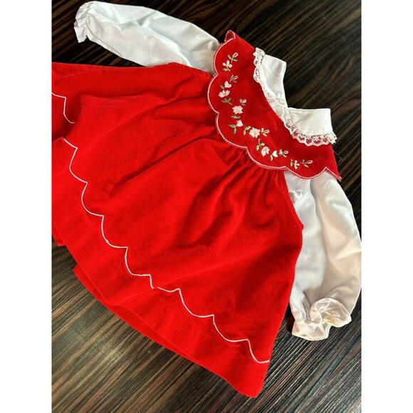 Vintage Tiny Tots Girl 3 - 6 Mo Red Floral Dress Apron 2 Piece Set - Picture 2 of 6